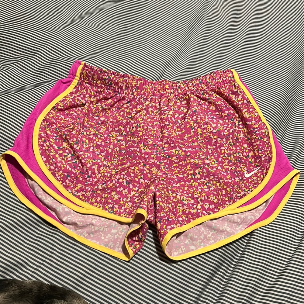 Women’s Nike shorts size medium